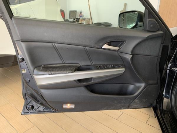 Honda Accord • 2008 • 299,247 km 15