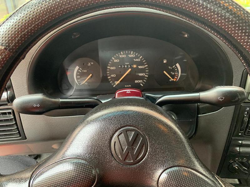 Volkswagen Gol • 1995 • 143,000 km 2