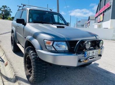 Nissan Patrol • 2000 • 180,000 km 1