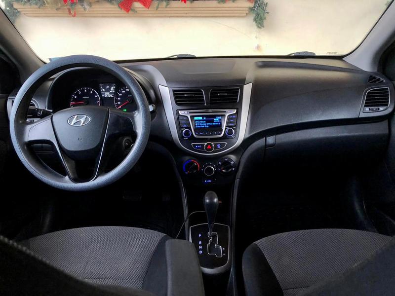 Hyundai Accent • 2012 • 120,000 km 6