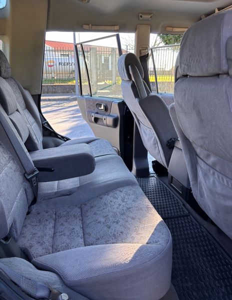 Land Rover Discovery • 2000 • 196,000 km 19