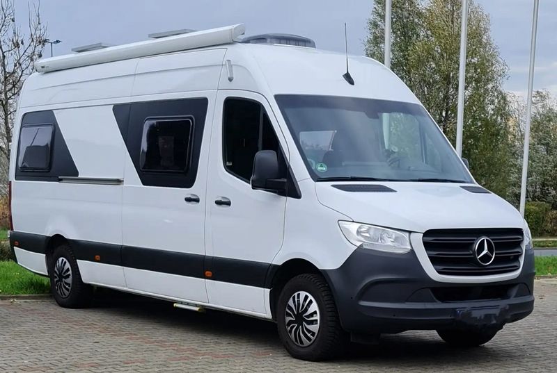 Mercedes-Benz Sprinter • 2019 • 72,000 km 15