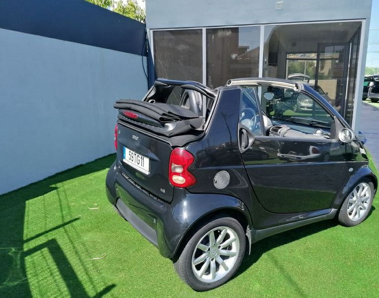 Smart Fortwo cabrio • 2006 • 176,103 km 1