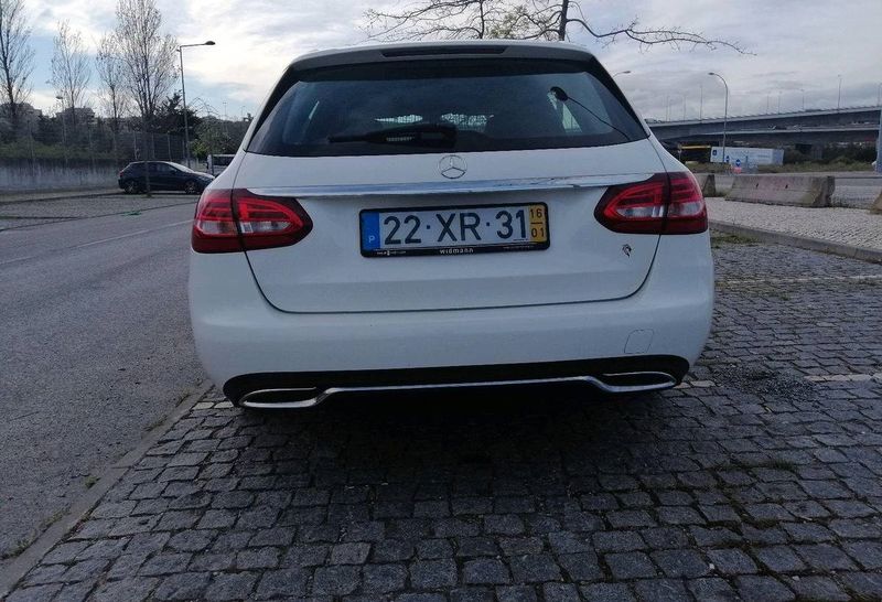 Mercedes-Benz C • 2016 • 60,000 km 2