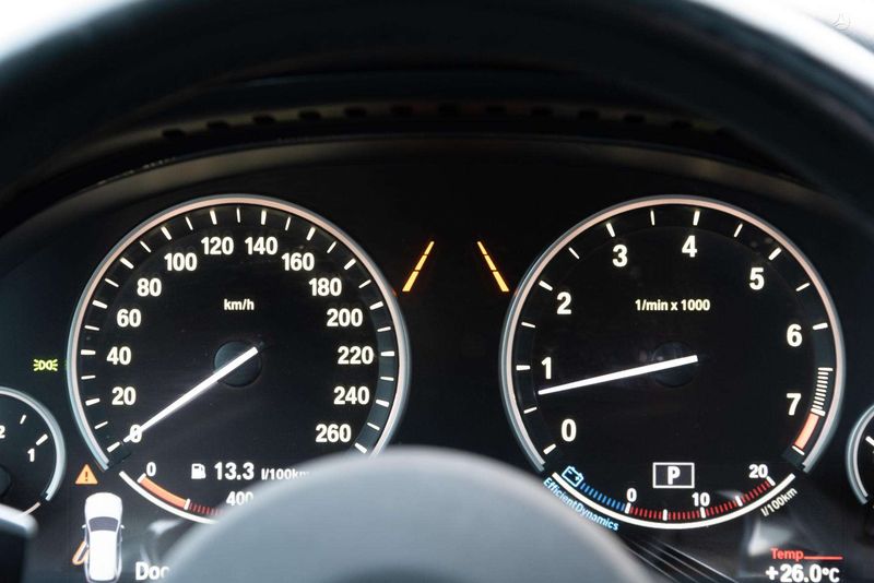 BMW X5 • 2014 • 189,000 km 17