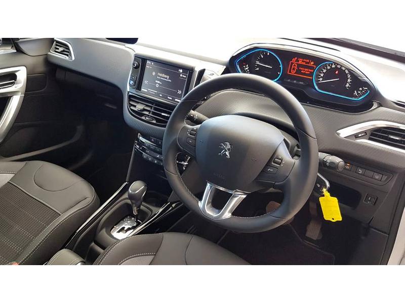 Peugeot RCZ • 2008 • 88,000 km 3