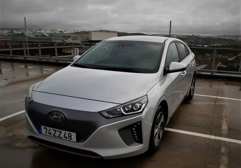 Hyundai Ioniq Electric • 2020 • 650 km 1