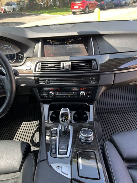 BMW 5 Series • 2016 • 118,000 km 14