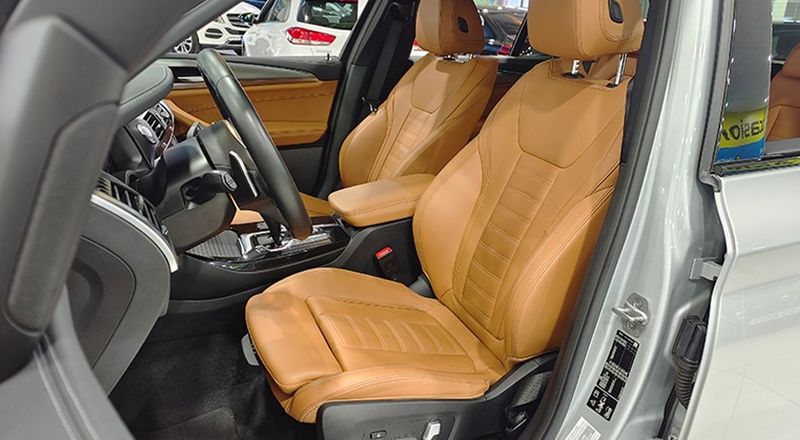 BMW X3 • 2021 • 69,000 km 8