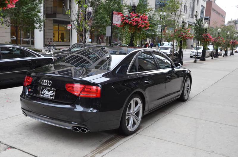 Audi S8 • 2013 • 15,000 km 3