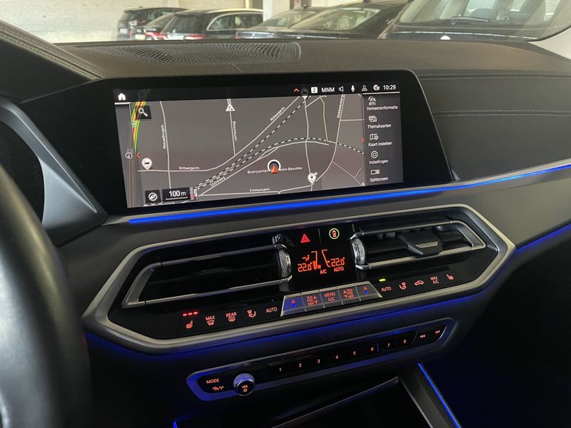 BMW X5 • 2019 • 122,000 km 9