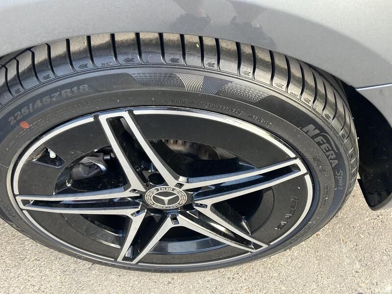 Mercedes-Benz C-Class • 2023 • 85,051 km 34