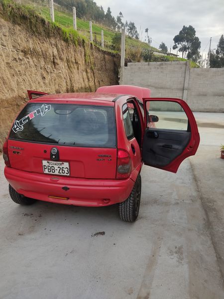 Chevrolet Corsa • 2003 • 22,333,337 km 4