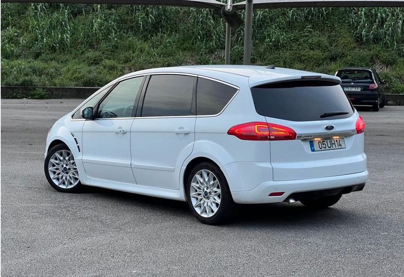 Ford C-Max • 2013 • 200,000 km 7