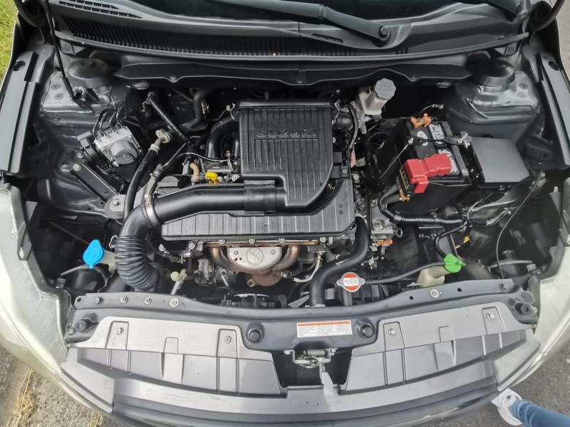 Suzuki Kizashi • 2016 • 102,716 km 1