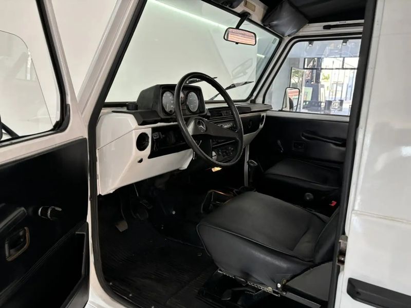 Mercedes-Benz G Cabrio • 1980 • 97,000 km 7