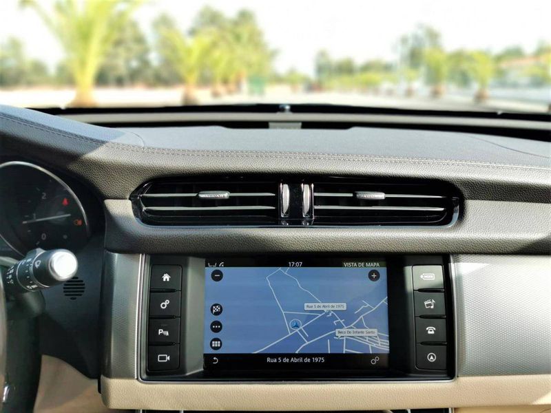 Jaguar XF • 2016 • 214,201 km 1