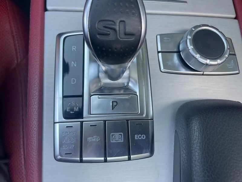 Mercedes-Benz SL-Class • 2012 • 91,000 km 10