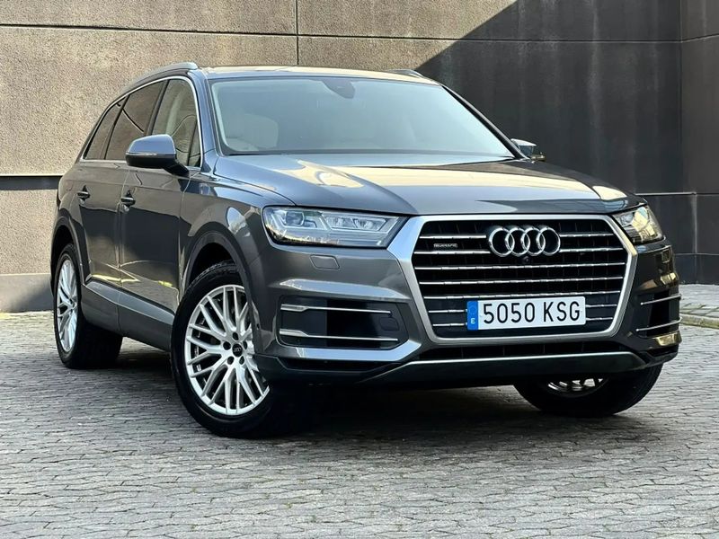 Audi Q7 • 2019 • 79,000 km 1