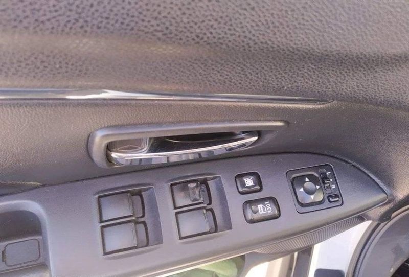 Mitsubishi ASX • 2015 • 89,000 km 3