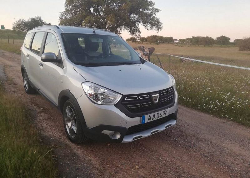 Dacia Lodgy • 2018 • 83,000 km 7