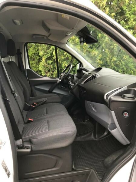 Ford Transit Custom • 2018 • 82,500 km 12