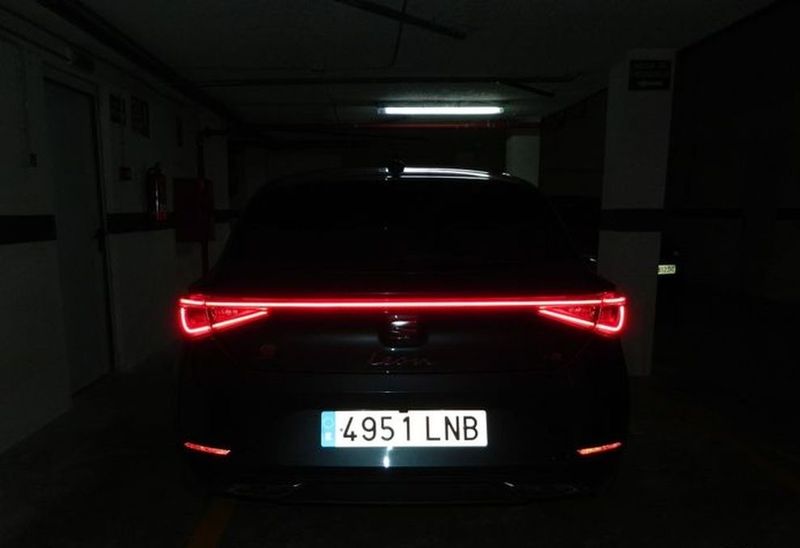 Seat Leon • 2021 • 52,500 km 9