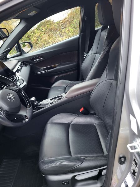 Toyota C-HR • 2017 • 80,500 km 4