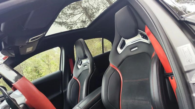 Mercedes-Benz A-Class • 2020 • 72,000 km 8