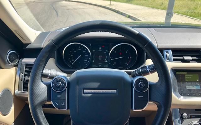 Land Rover Range Rover Sport • 2018 • 130,000 km 10