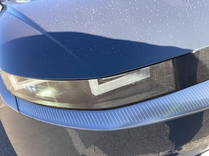 Hyundai Ioniq Electric • 2021 • 30,910 km 4