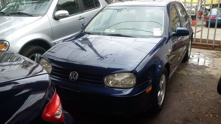 Volkswagen Golf • 2004 • 14,275 km 4