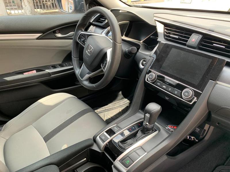 Honda Civic • 2016 • 69,600 km 6