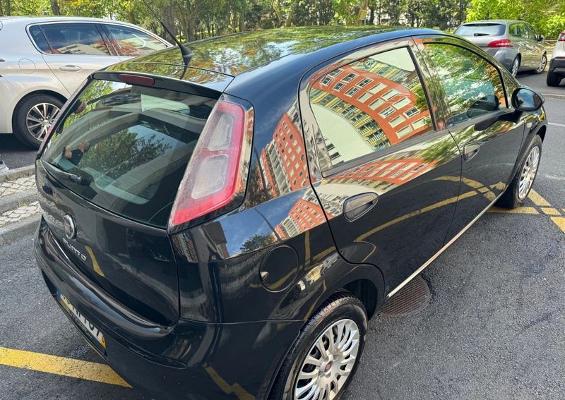 Fiat Punto • 2013 • 123,994 km 10