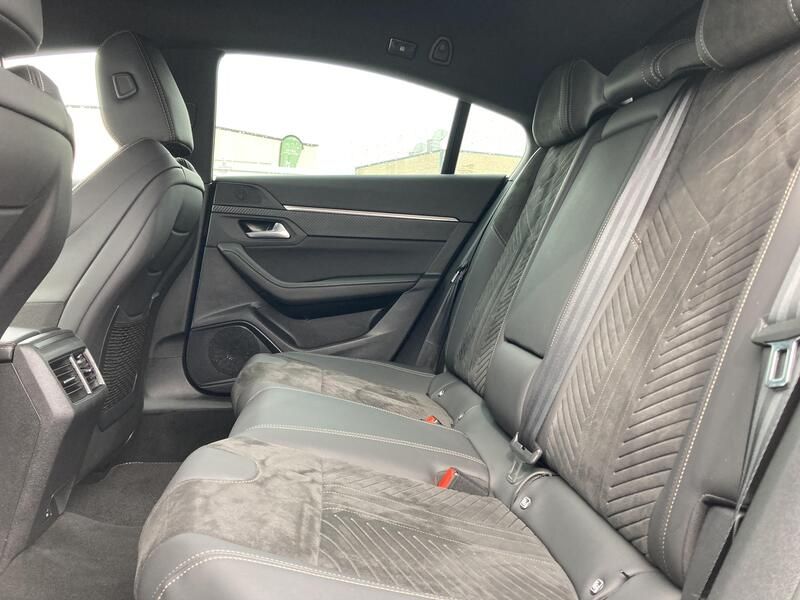 Peugeot 508 • 2024 • 40,356 km 20