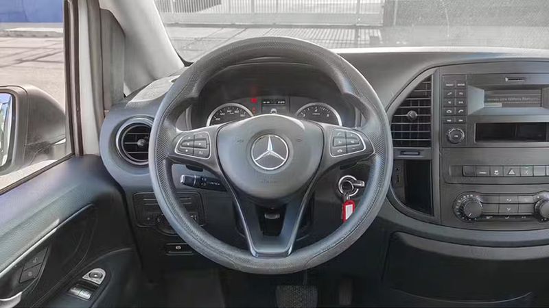 Mercedes-Benz 115 • 2019 • 120,138 km 14