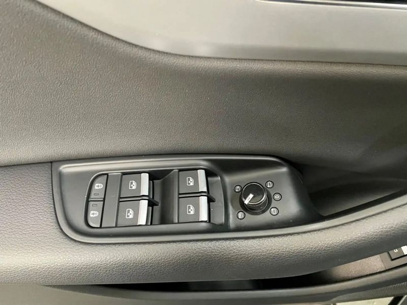 Audi Q8 • 2019 • 88,900 km 11