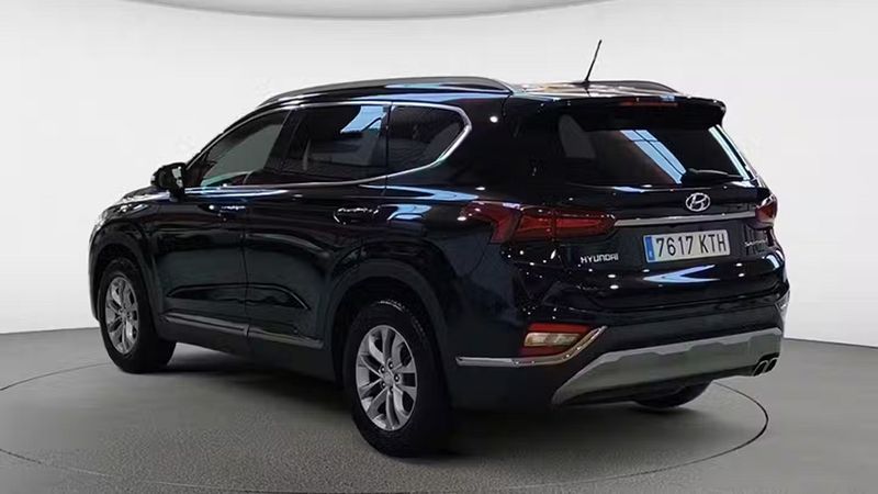 Hyundai Santa Fe • 2019 • 70,118 km 14