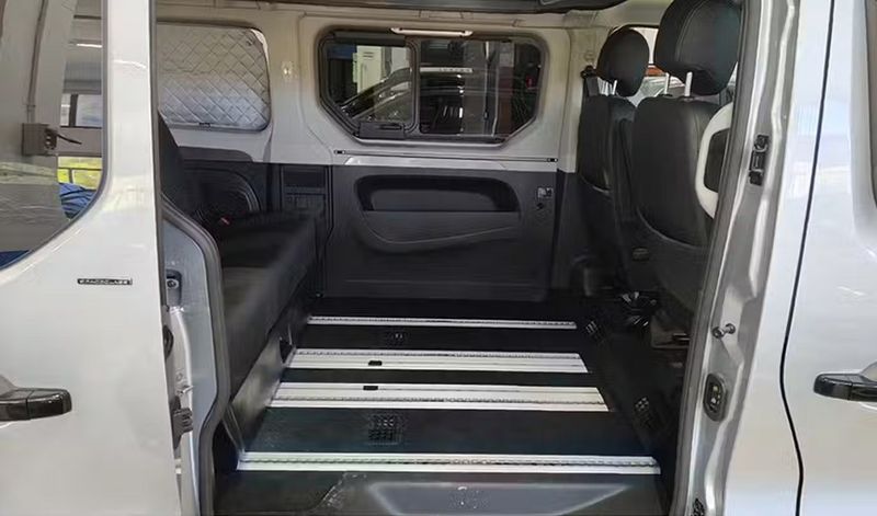 Renault Thalia • 2023 • 37,000 km 9