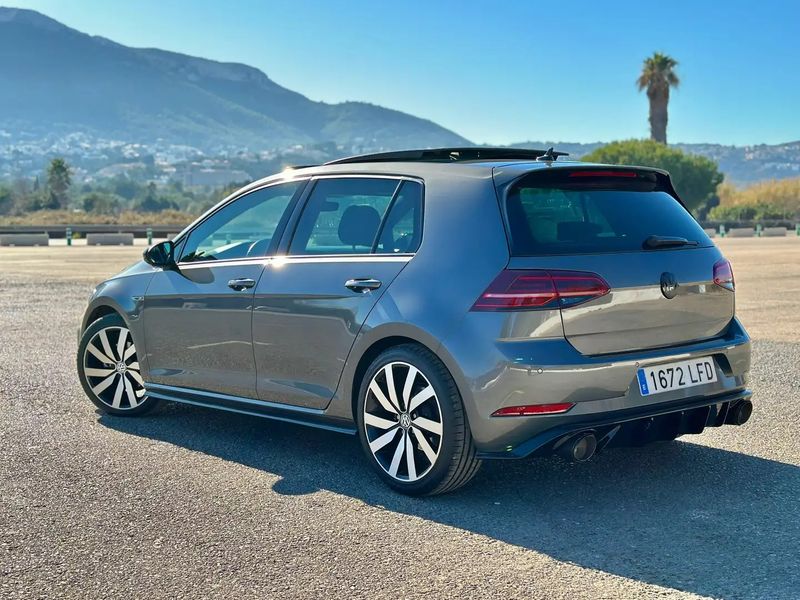 Volkswagen Golf • 2020 • 53,000 km 3