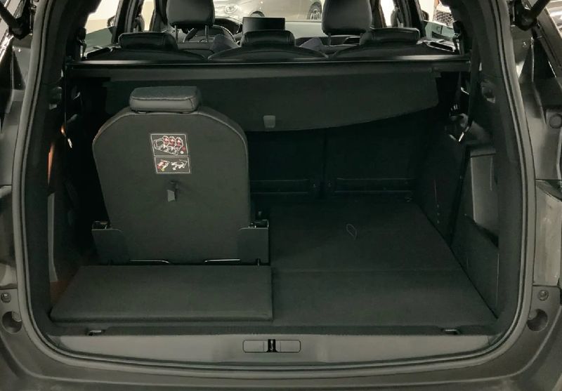 Peugeot 5008 • 2023 • 20,900 km 14