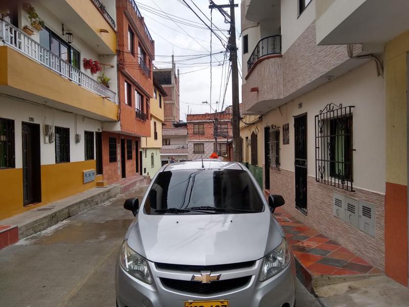 Chevrolet Sail • 2013 • 69,000 km 4