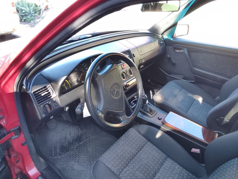Mercedes-Benz C-Class • 1996 • 218,000 km 5