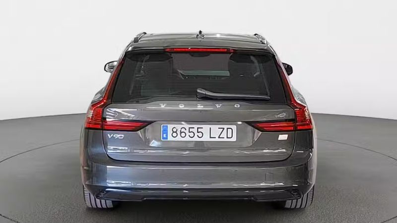 Volvo V90 • 2022 • 20,534 km 4