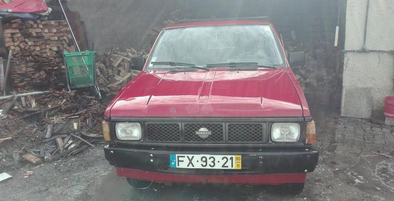 Nissan Pickup • 1990 • 230,000 km 1