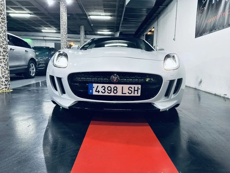 Jaguar F-Type • 2017 • 48,000 km 1