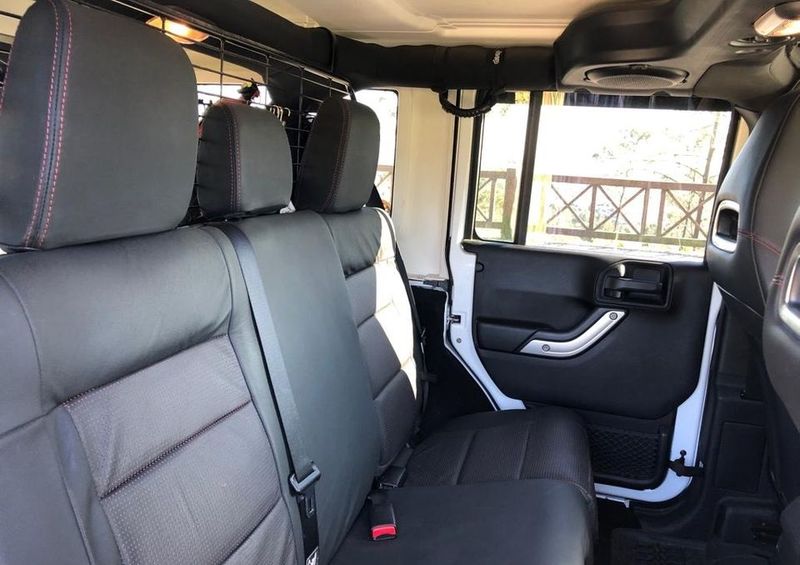 Jeep Wrangler • 2011 • 78,000 km 6