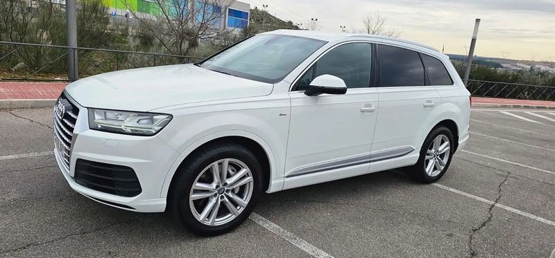Audi Q7 • 2016 • 64,900 km 1