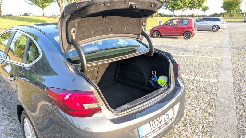 Opel Astra • 2012 • 134,000 km 5