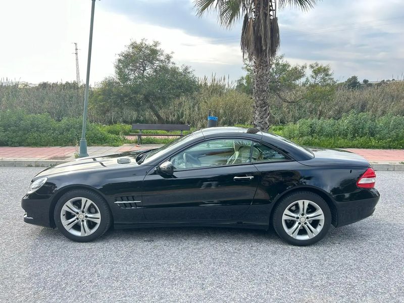 Mercedes-Benz SL-Class • 2009 • 48,000 km 4